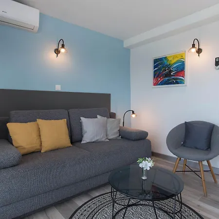 Zanic On The Gasthof Podstrana