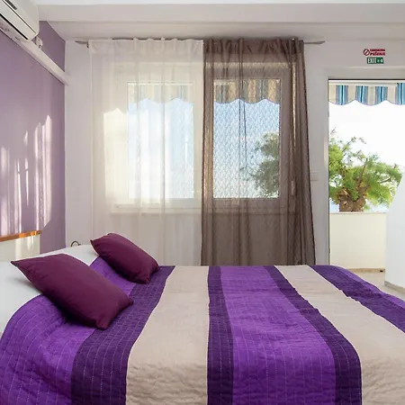 Guest house Zanic On The Podstrana